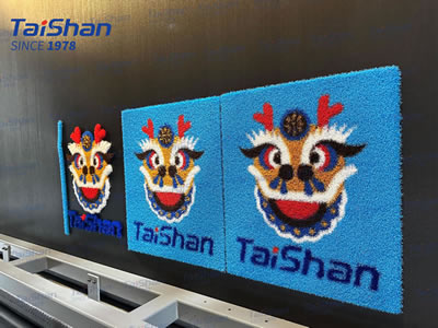 Patterned Artificial Grass